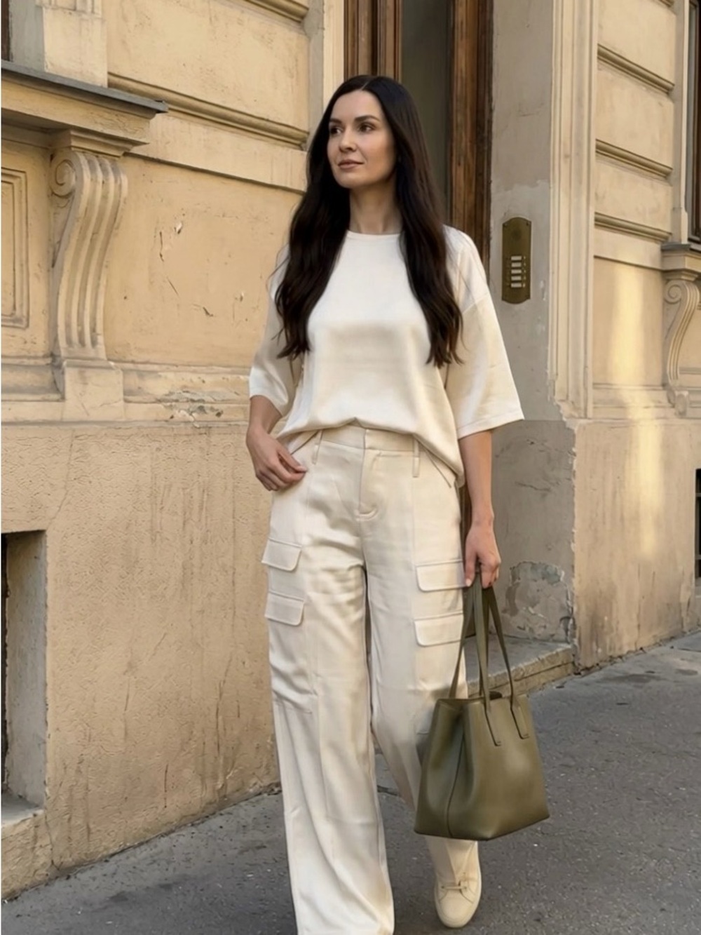 Noli Cream Wide-Leg Cargo Pants
